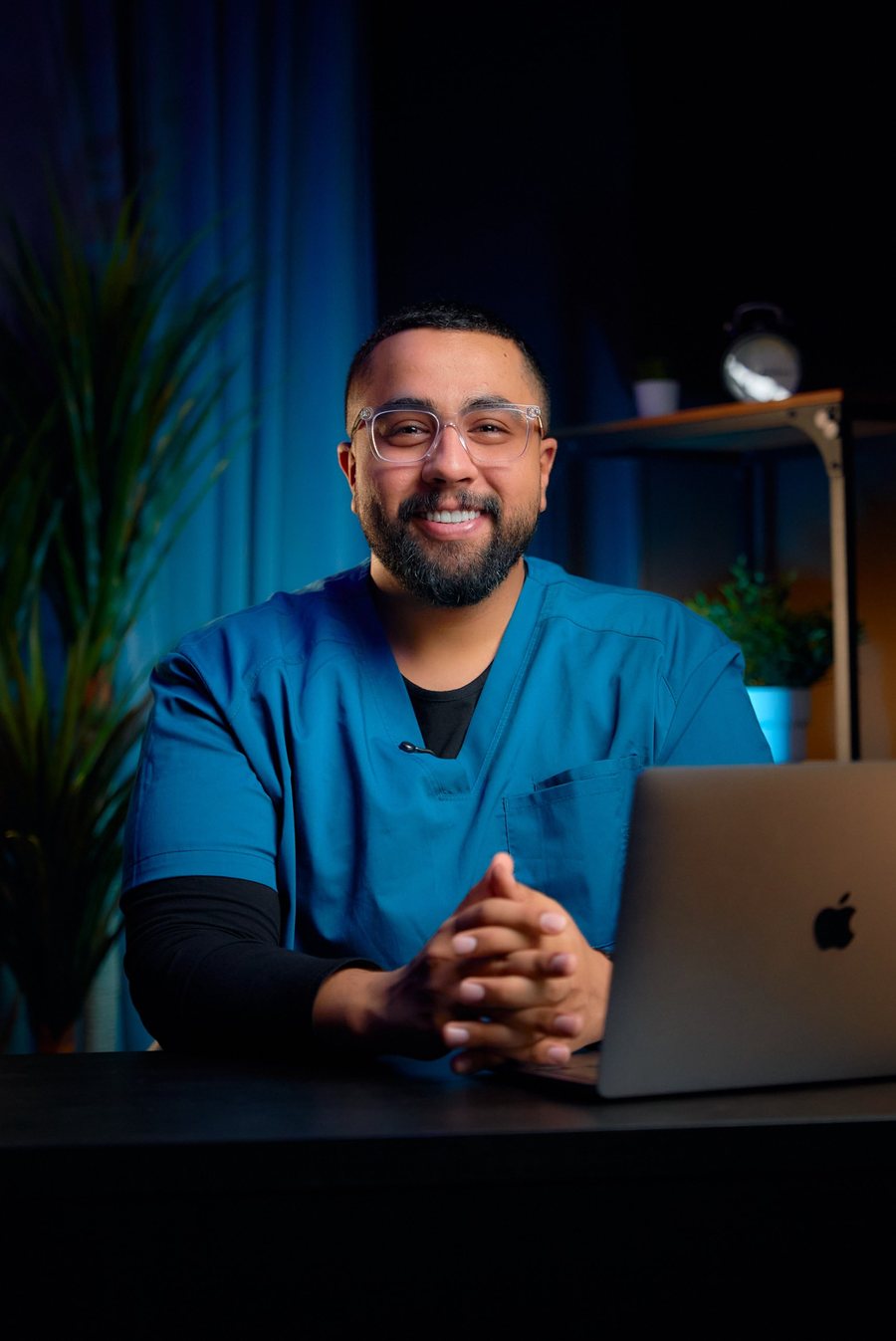 د. عمر حسام